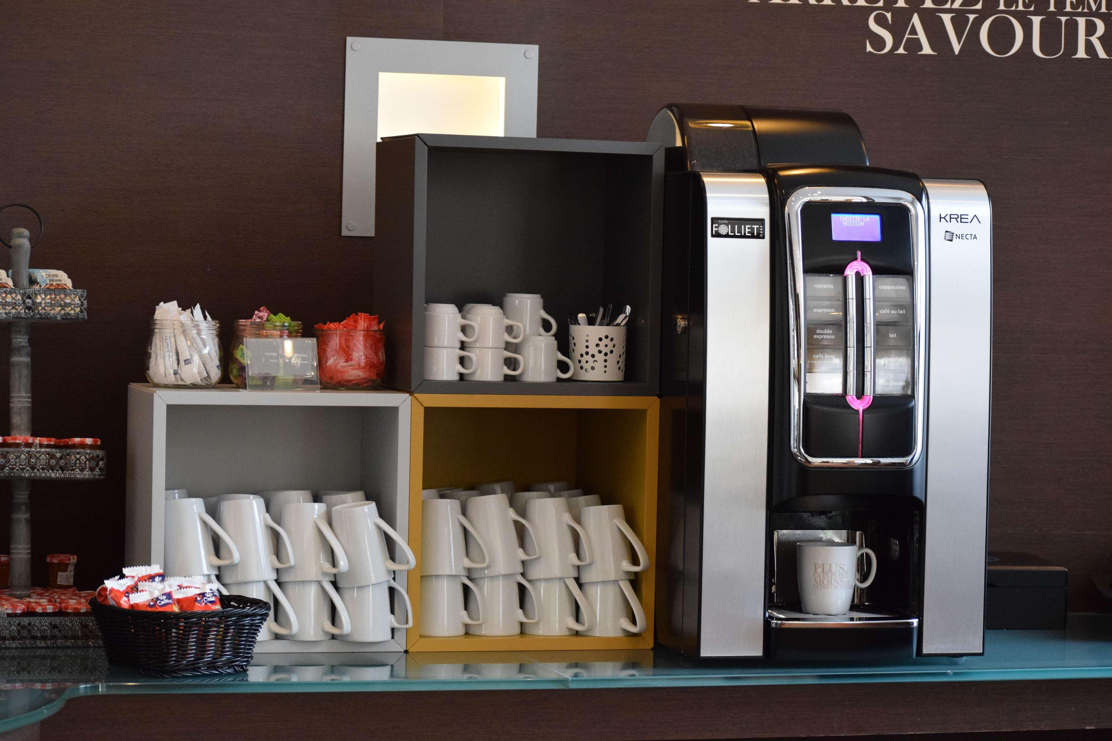 Hotel Kyriad Centre 3*