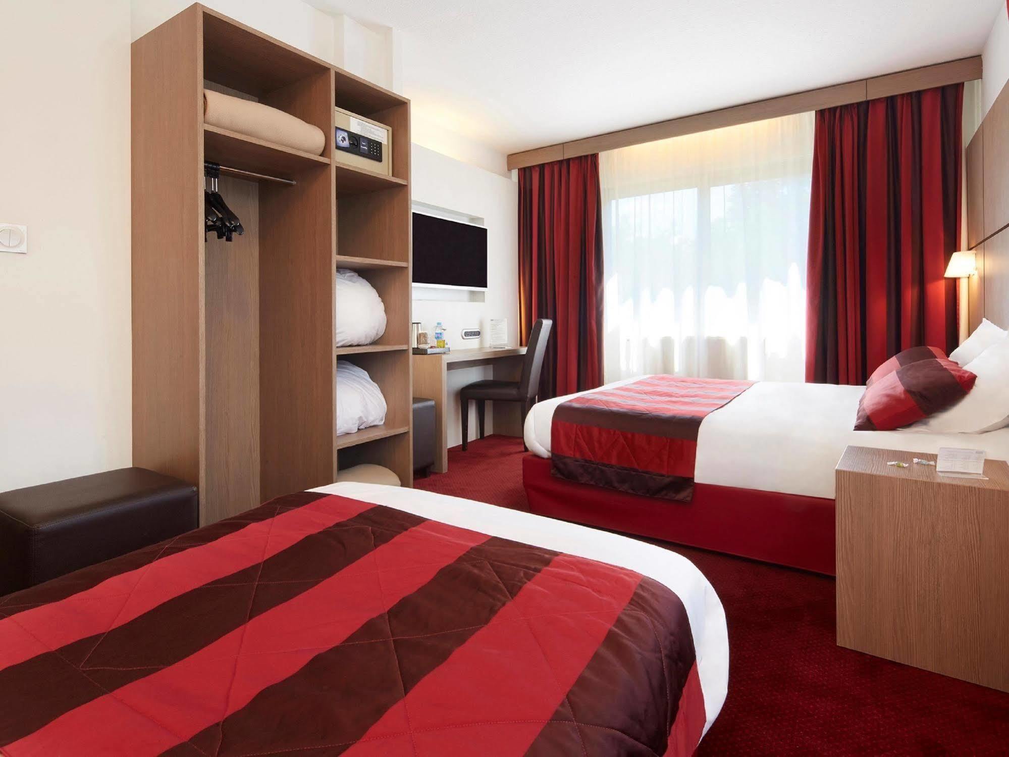Kyriad Centre Hotel 3*